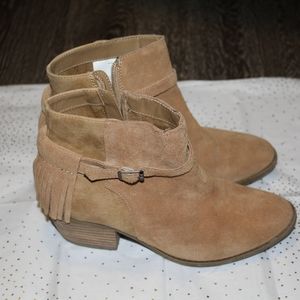 AE booties